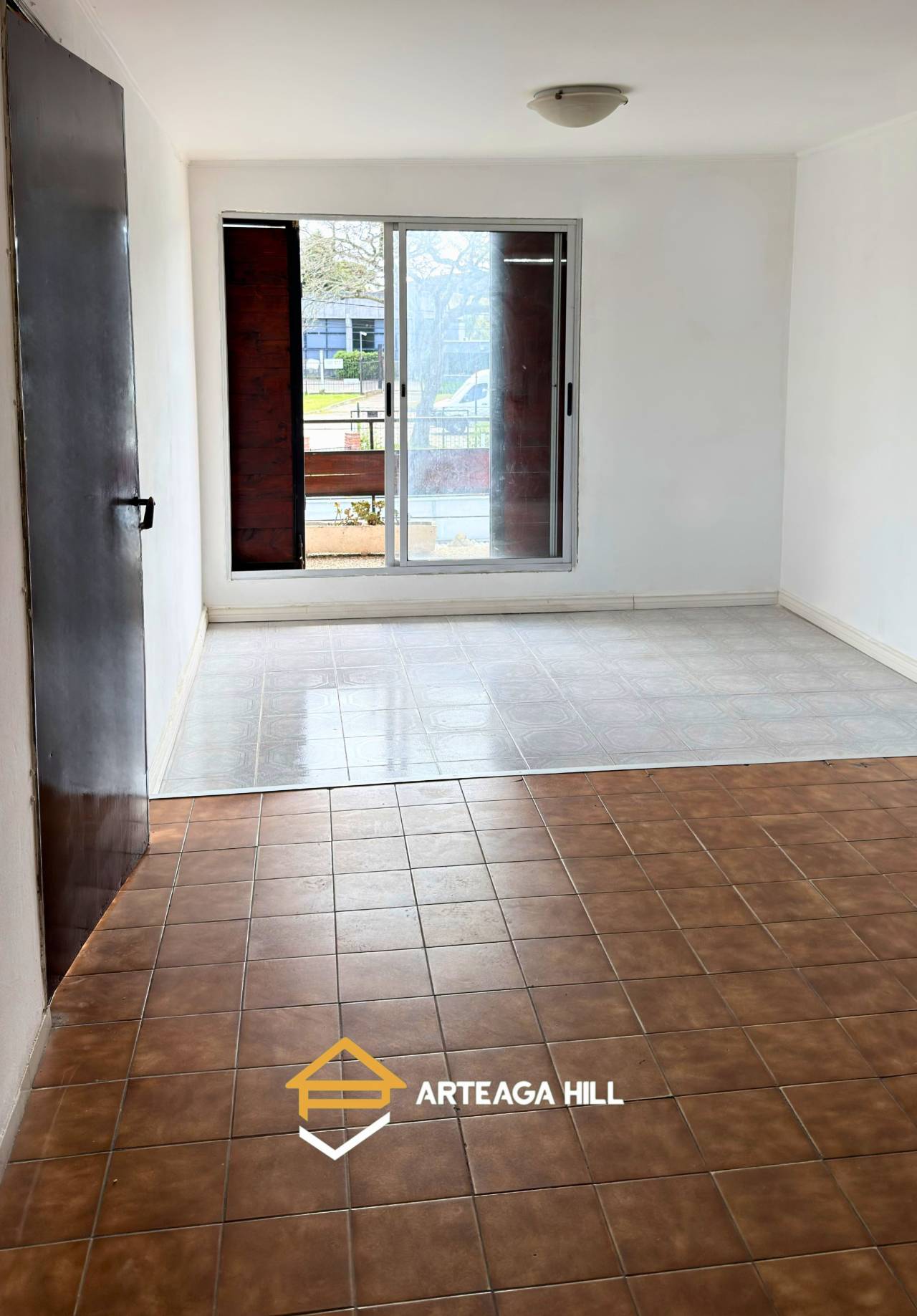 ALQUILER | Casa de altos al frente | 3 dormitorios | Carrasco Norte | SIN GASTOS COMUNES | COCHERA | PROXIMO AL LATU, Portones Shopping y Parque Rivera · Foto 2