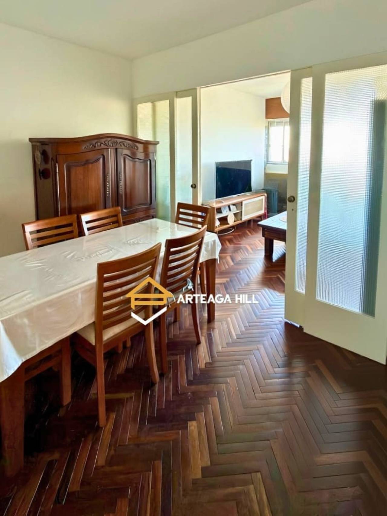 ALQUILER | Apartamento de 1 dormitorio en Ciudad Vieja | VISTA A LA RAMBLA | Comedor Convertible |PROXIMO A PLAZA INDEPENDENCIA, TEATRO SOLIS · Foto 3