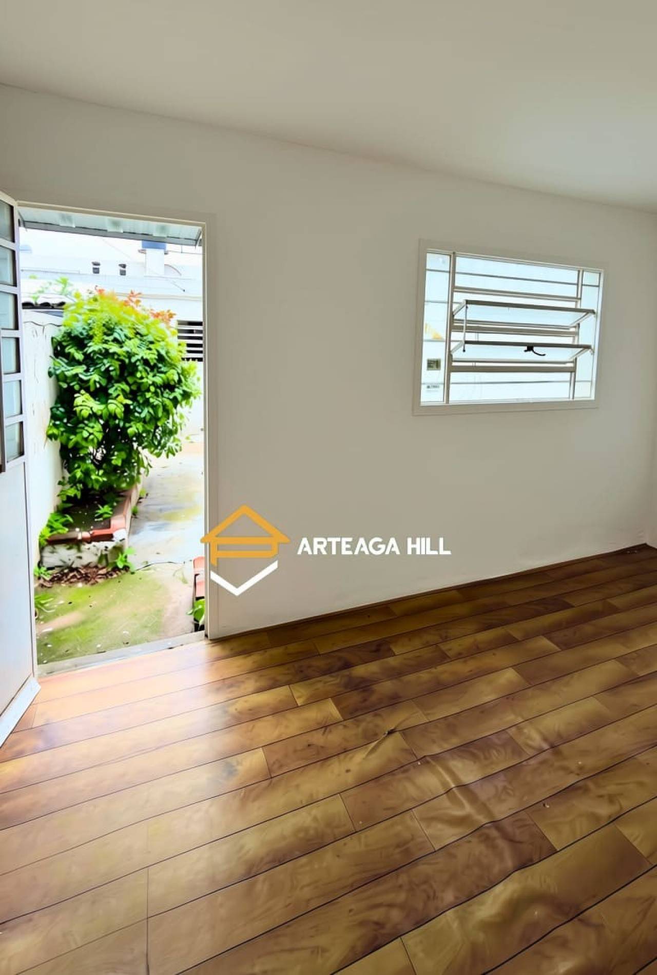 ALQUILER | CASA DE 1 DORMITORIO EN LA UNION | CON PATIO Y AMPLIO FONDO |PIEZA EXTRA -IDEAL ESCRITORIO | A 1 CUADRA DE 8 DE OCTUBRE · Foto 4