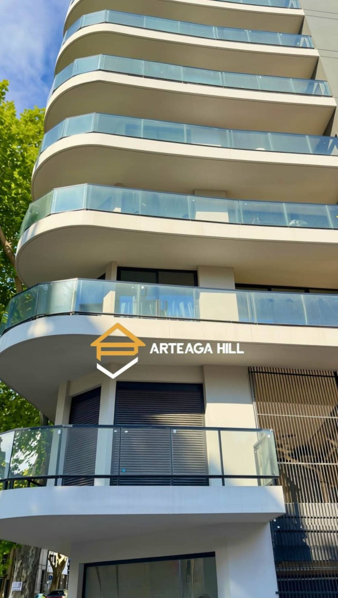 ALQUILER | APARTAMENTO AL FRENTE A ESTRENAR DE 1 DORMITORIO EN CORDON SUR | GARAGE, BALCÓN CON PARRILLERO| BARBACOA | A 2 CUADRAS DE 18 DE JULIO Y 1 CUADRA DE LA FACULTAD DE DERECHO · Foto 2