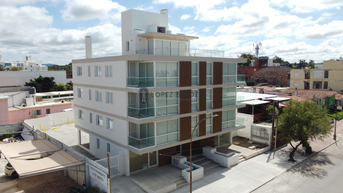 Apartamento Venta A Estrenar de 1 dormitorio 1 baño en Piriapolis - Edificio TAMBA CITY 104