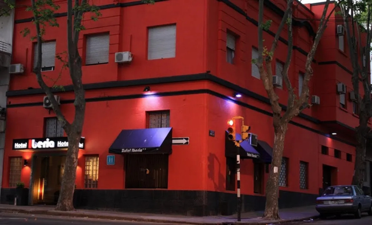 Venta Hotel Iberia Centro Montevideo Inversión