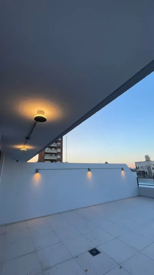 Venta con Renta Apartamento 1 Dormitorio Cordón Gran Terraza