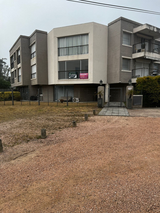 Alquiler Apartamento 2 Dormitorios y Cochera Barra de Carrasco · Foto 9