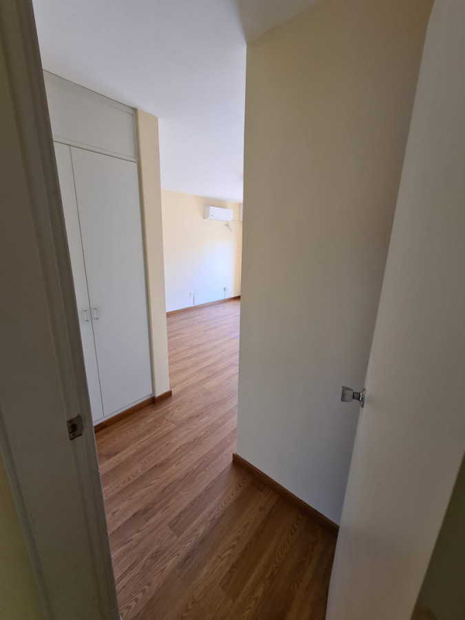 Alquiler Apartamento 2 Dormitorios y Cochera Barra de Carrasco · Foto 6