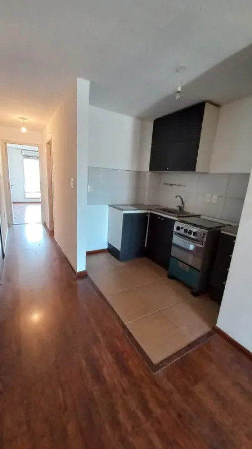Alquiler Apartamento 1 Dormitorio Cordon con balcon y cochera · Foto 6