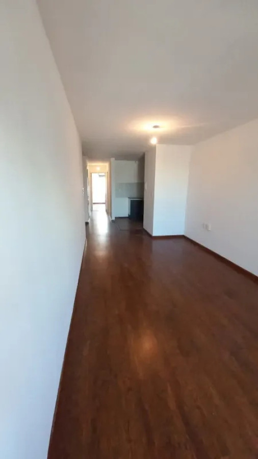 Alquiler Apartamento 1 Dormitorio Cordon con balcon y cochera · Foto 9