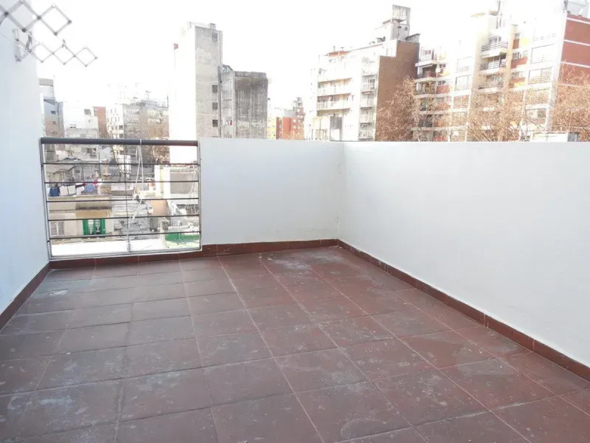 Alquiler Apartamento 1 Dormitorio Cordon con balcon y cochera · Foto 1