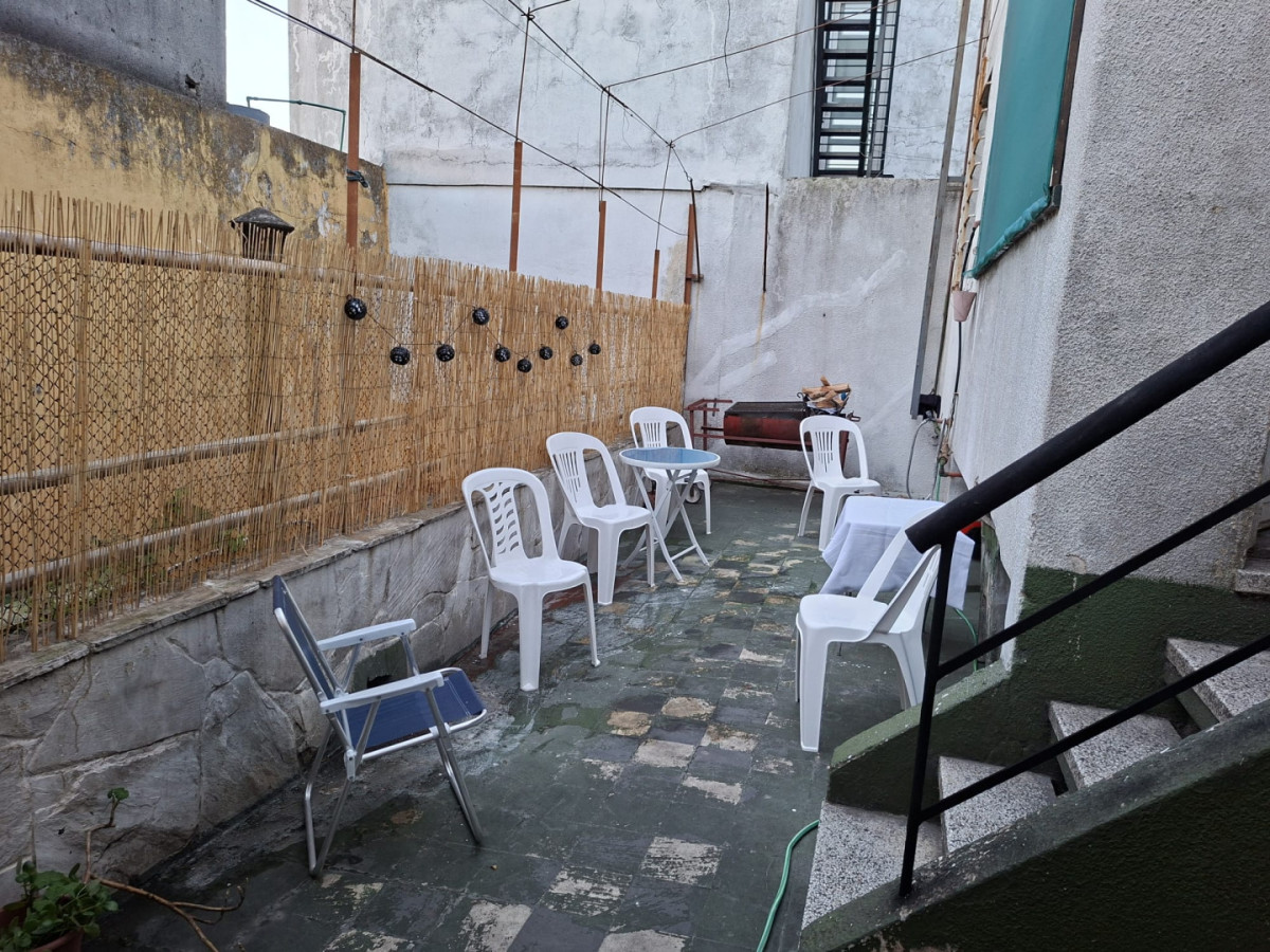 Alquiler Apartamento 4 Dormitorios La Comercial con patio · Foto 4