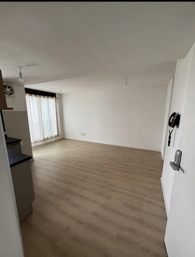 Alquiler Apartamento 2 Dormitorio Cordon con balcon y cochera · Foto 4