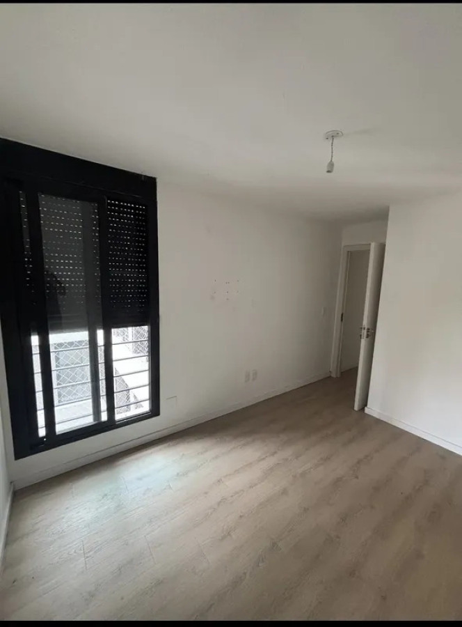 Alquiler Apartamento 2 Dormitorio Cordon con balcon y cochera · Foto 6