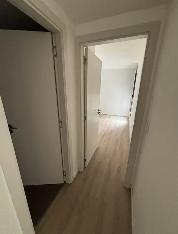 Alquiler Apartamento 2 Dormitorio Cordon con balcon y cochera · Foto 9