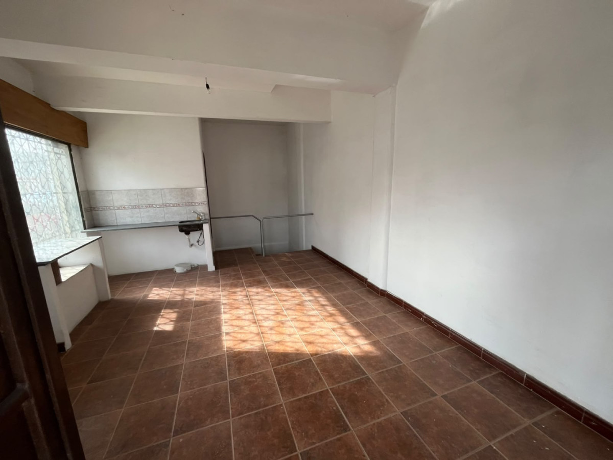Alquiler o Venta de Llave Kiosco Local con Vivienda Goes · Foto 4