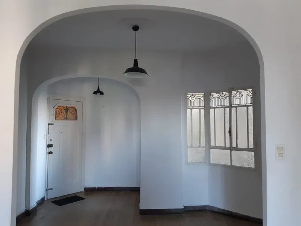 Alquiler Apartamento 2 Dormitorios Centro con balcon · Foto 1