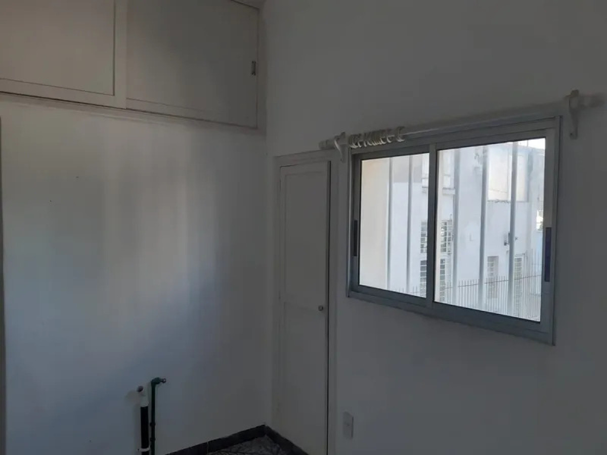 Alquiler Apartamento 2 Dormitorios Centro con balcon · Foto 10