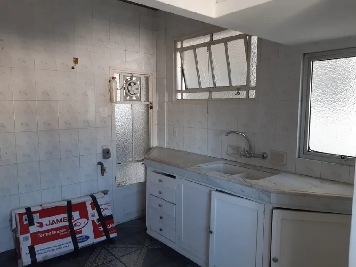 Alquiler Apartamento 2 Dormitorios Centro con balcon · Foto 3