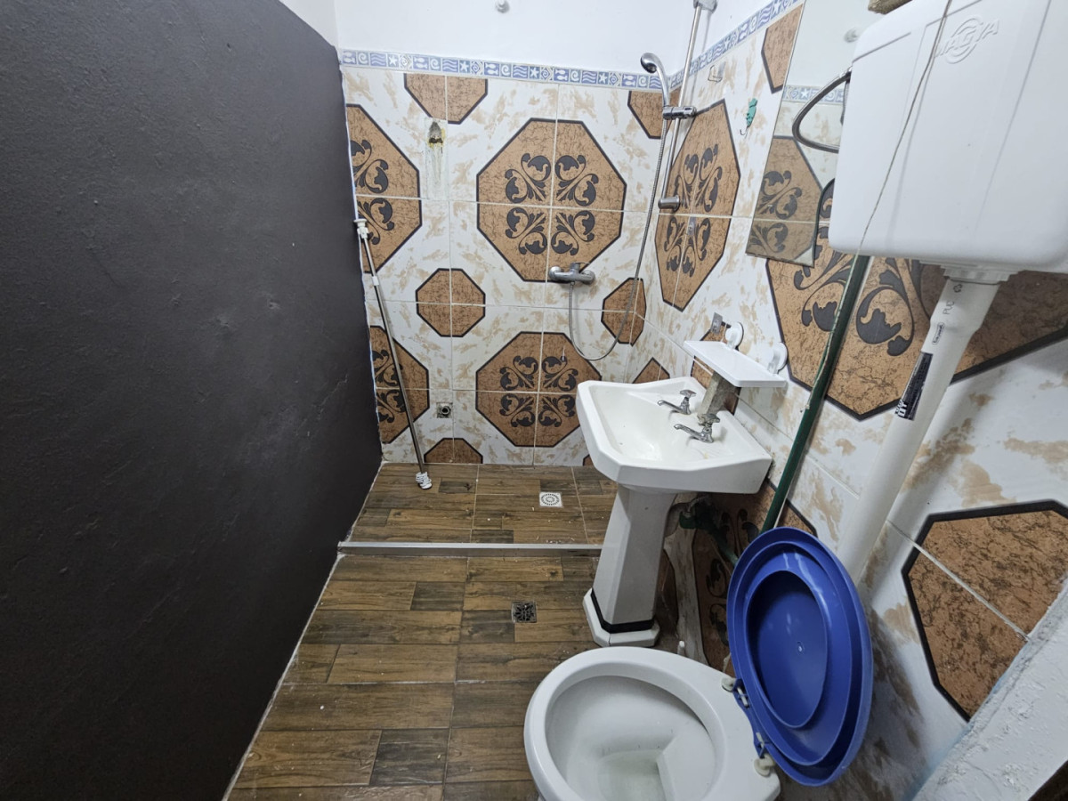 Venta o Alquiler Local o Vivienda Malvin 75m2 · Foto 6