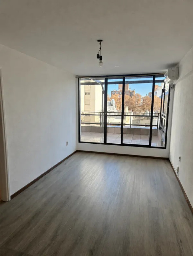 Alquiler Apartamento 1 Dormitorio Tres Cruces con terraza