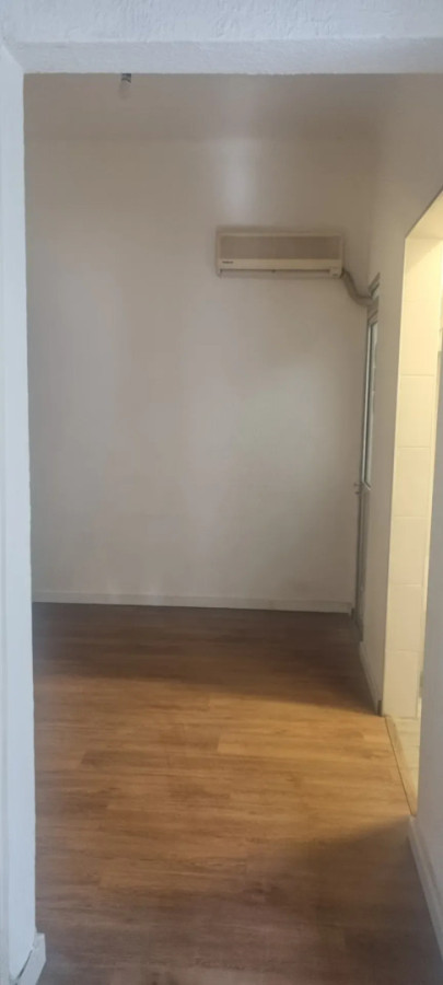 Alquiler Apartamento 2 Dormitorios Palermo con Patio · Foto 11