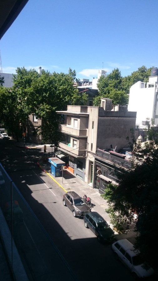 Alquiler Apartamento 1 Dormitorio Cordon con balcon