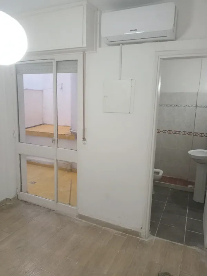 Alquiler Apartamento 1 Dormitorio Cordon con patio · Foto 2