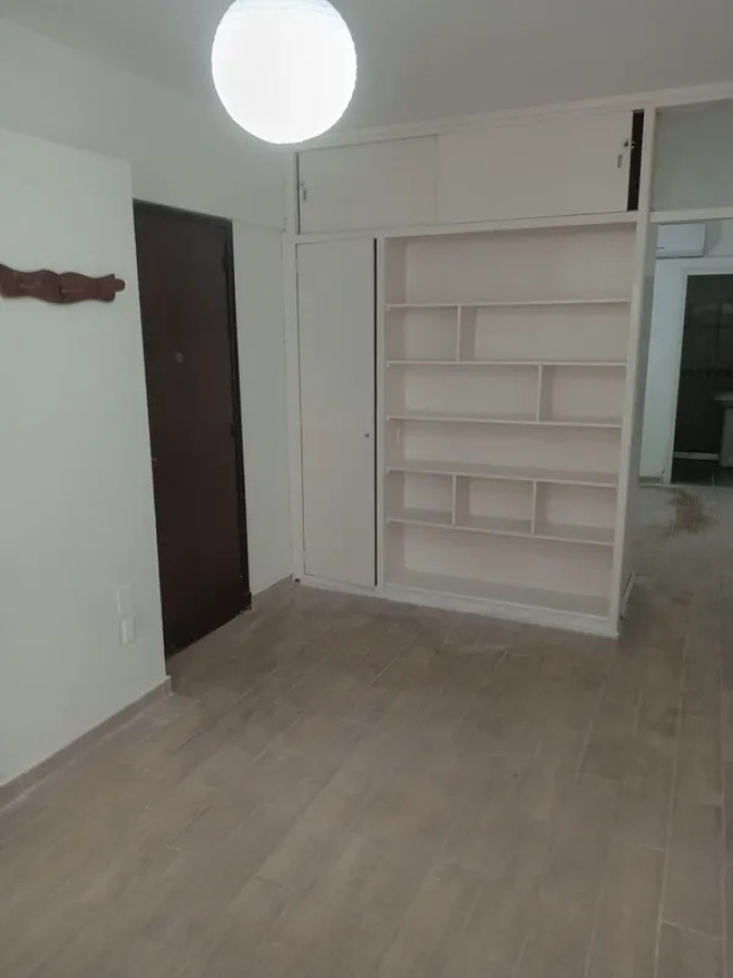 Alquiler Apartamento 1 Dormitorio Cordon con patio · Foto 6