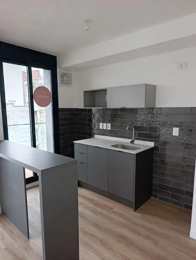 Alquiler o Venta Apartamento 2 Dormitorios Tres Cruces · Foto 6