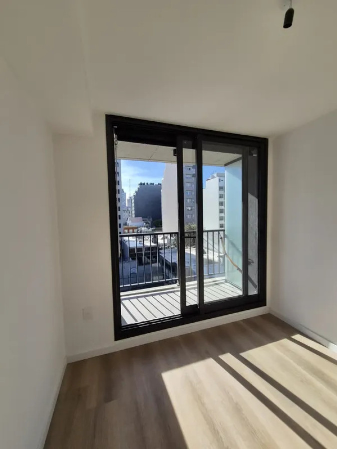 Alquiler Apartamento 1 Dormitorio Cordon con balcon · Foto 3