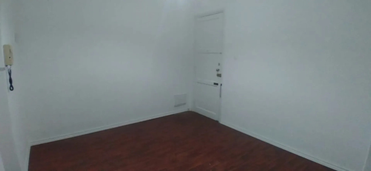 Alquiler Apartamento 1 Dormitorio Centro con Patio Interno · Foto 6