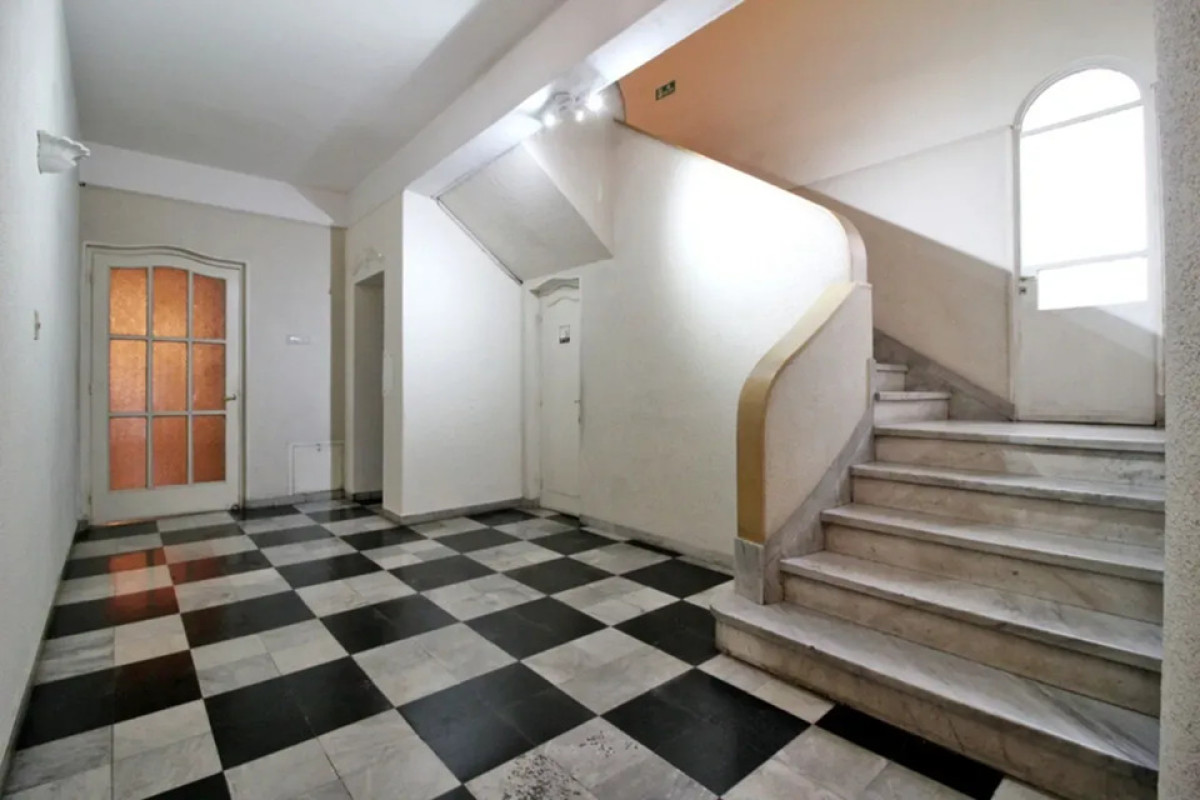 Alquiler Apartamento 1 Dormitorio Centro con Patio Interno · Foto 1