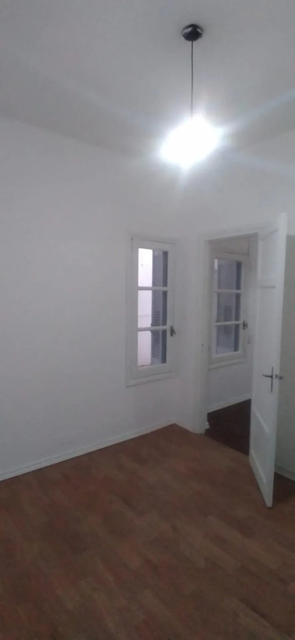 Alquiler Apartamento 1 Dormitorio Centro con Patio Interno · Foto 8