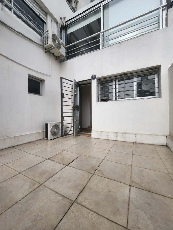 Alquiler Apartamento Monoambiente Grande Pocitos con Patio · Foto 11