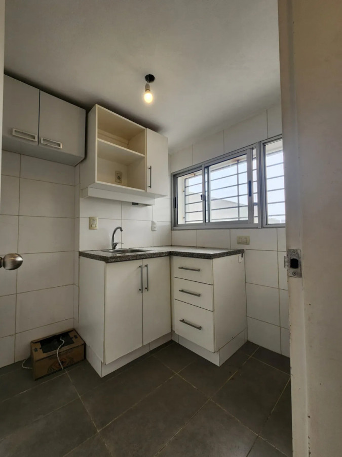 Alquiler Apartamento Monoambiente Grande Pocitos con Patio · Foto 8