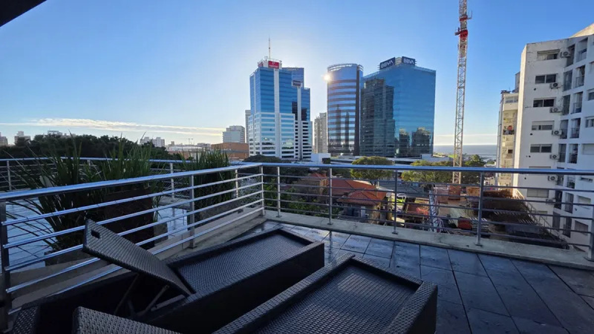Alquiler Apartamento 1 Dormitorio Pocitos con balcon y garaje · Foto 3