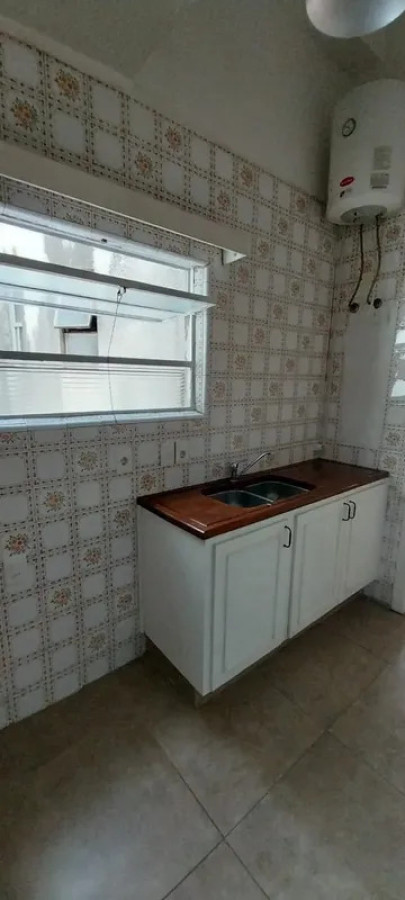 Alquiler Apartamento 2 Dormitorios Centro con balcon · Foto 2
