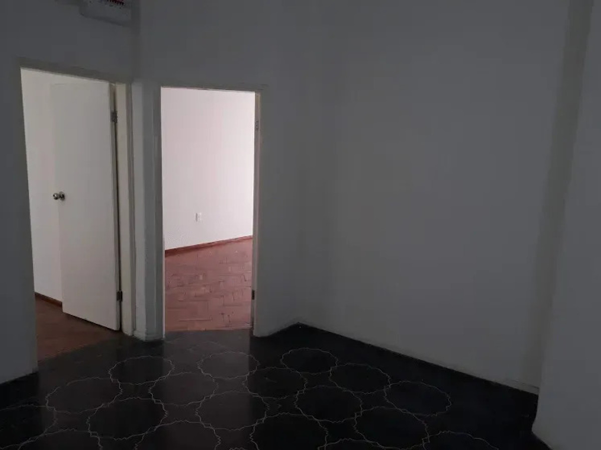 Alquiler Apartamento 2 Dormitorios La Blanqueada con patio · Foto 2