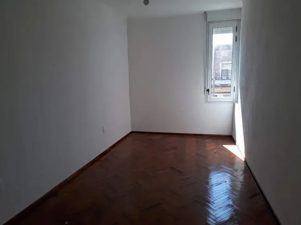 Alquiler Apartamento 2 Dormitorios La Blanqueada con patio · Foto 7