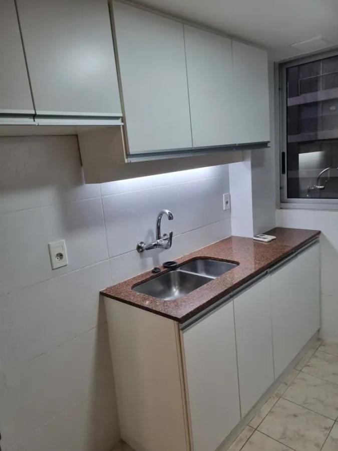 Alquiler Apartamento 1 Dormitorio Pocitos con balcon y garaje · Foto 6
