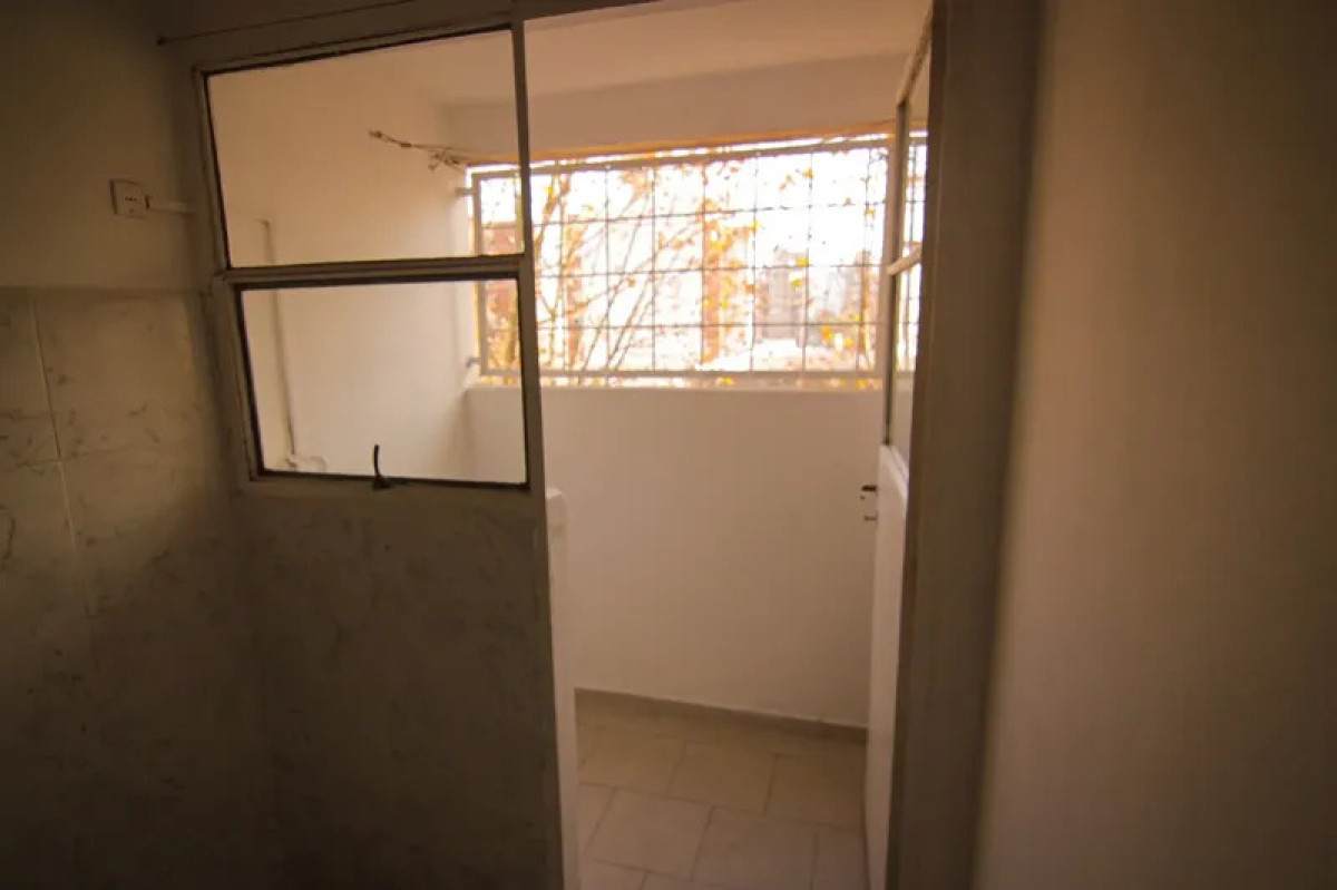 Alquiler Apartamento 2 Dormitorio Cordon con balcon · Foto 6