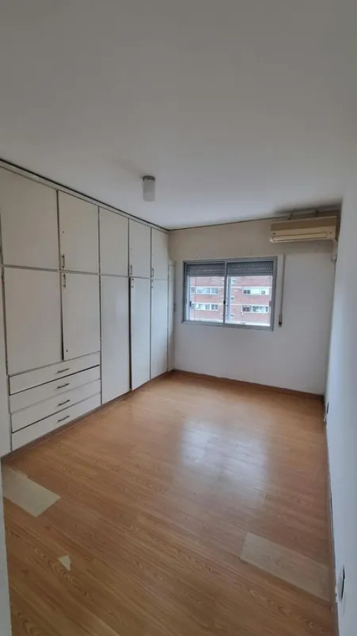 Alquiler Apartamento 2 Dormitorios Punta Carretas con cochera · Foto 11