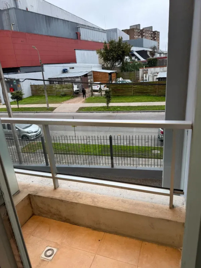 Alquiler Apartamento 2 Dormitorios Malvin terraza y garaje · Foto 5