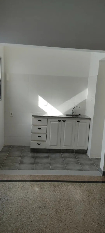 Alquiler Apartamento 1 Dormitorio Buceo con patio · Foto 5
