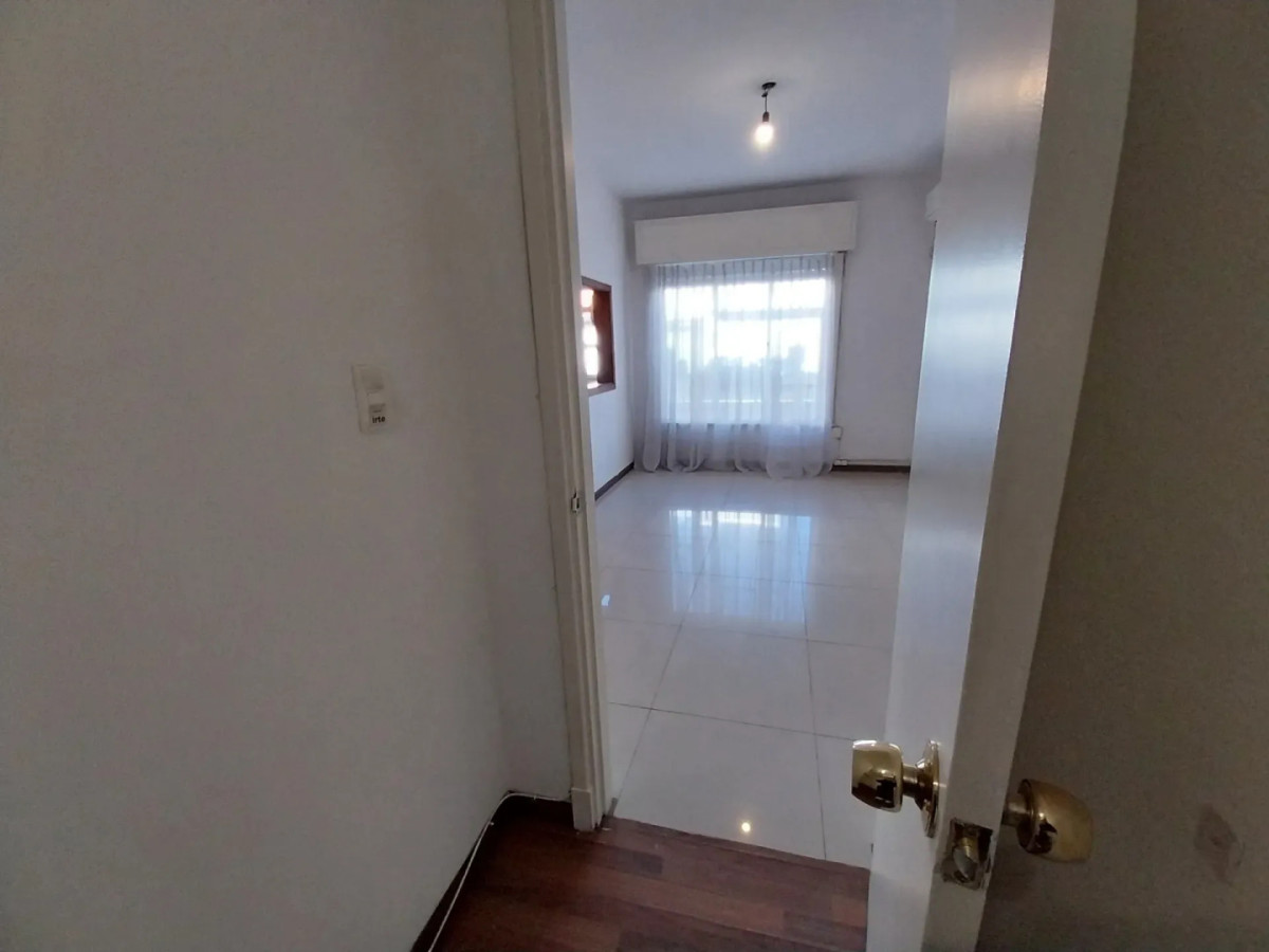 Alquiler Apartamento 2 Dormitorios La Blanqueada Cochera · Foto 7