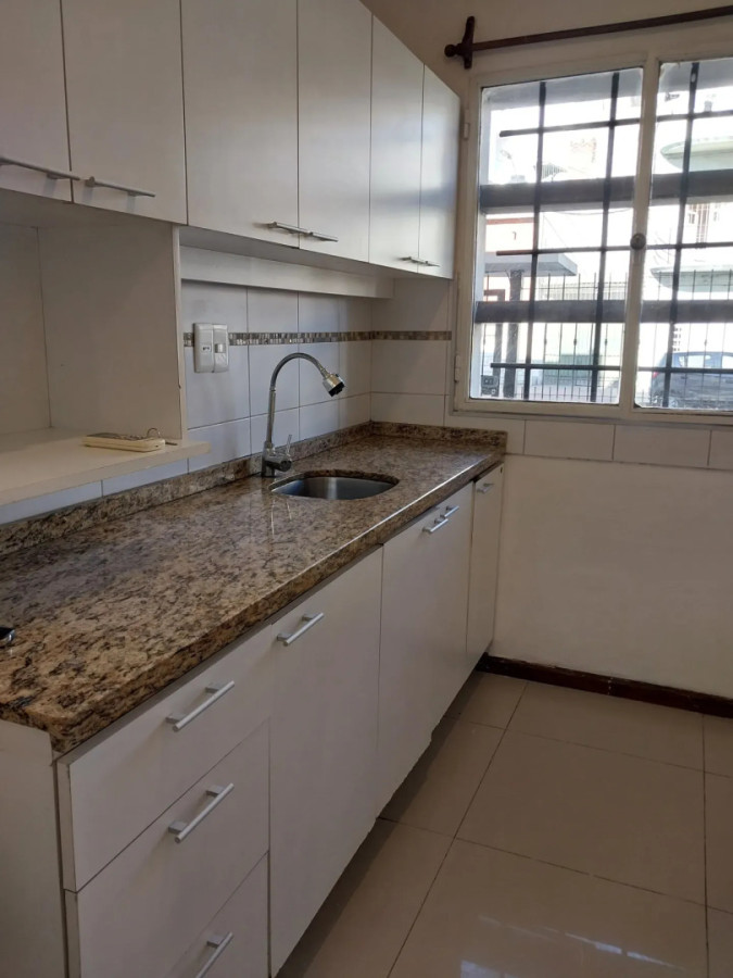 Alquiler Apartamento 2 Dormitorios La Blanqueada Cochera · Foto 6