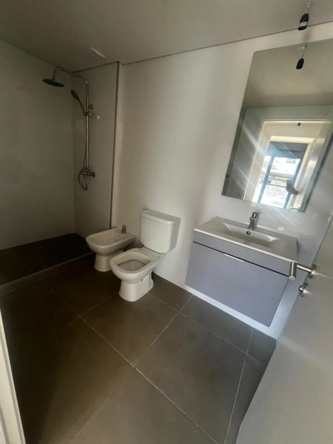Alquiler Apartamento Nuevo 1 Dormitorio Malvin con Balcon · Foto 9