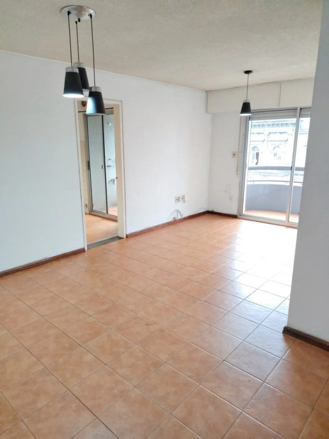 Alquiler Apartamento 2 Dormitorios Centro con Balcon · Foto 6