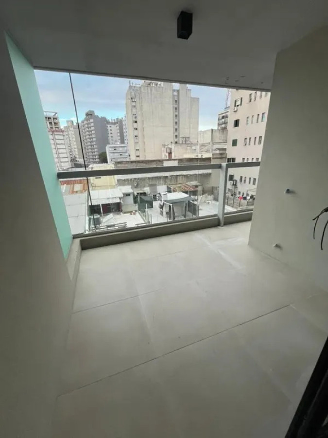 Alquiler Apartamento 1 Dormitorio Tres Cruces con cochera · Foto 2