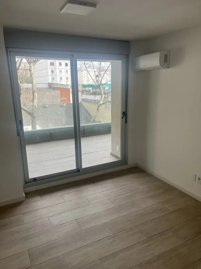 Alquiler Apartamento 1 Dormitorio Cordon balcon y parrillero · Foto 2
