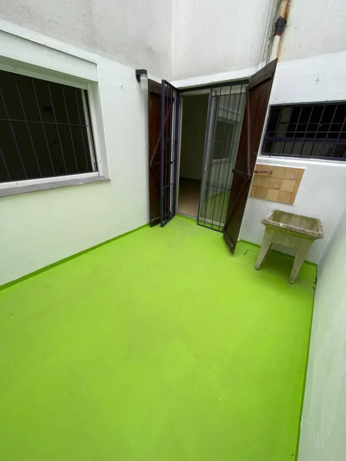 Alquiler Apartamento 1 Dormitorio Buceo con patio · Foto 2
