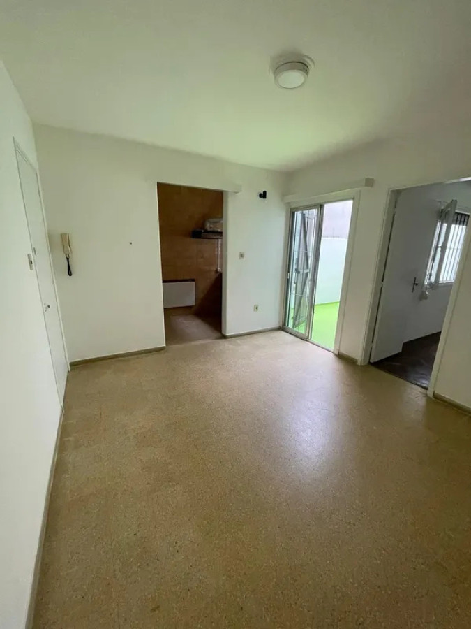 Alquiler Apartamento 1 Dormitorio Buceo con patio · Foto 3